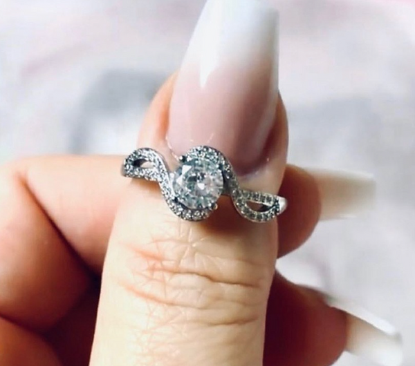 What's the best way to clean my ring? Jackpot Candles