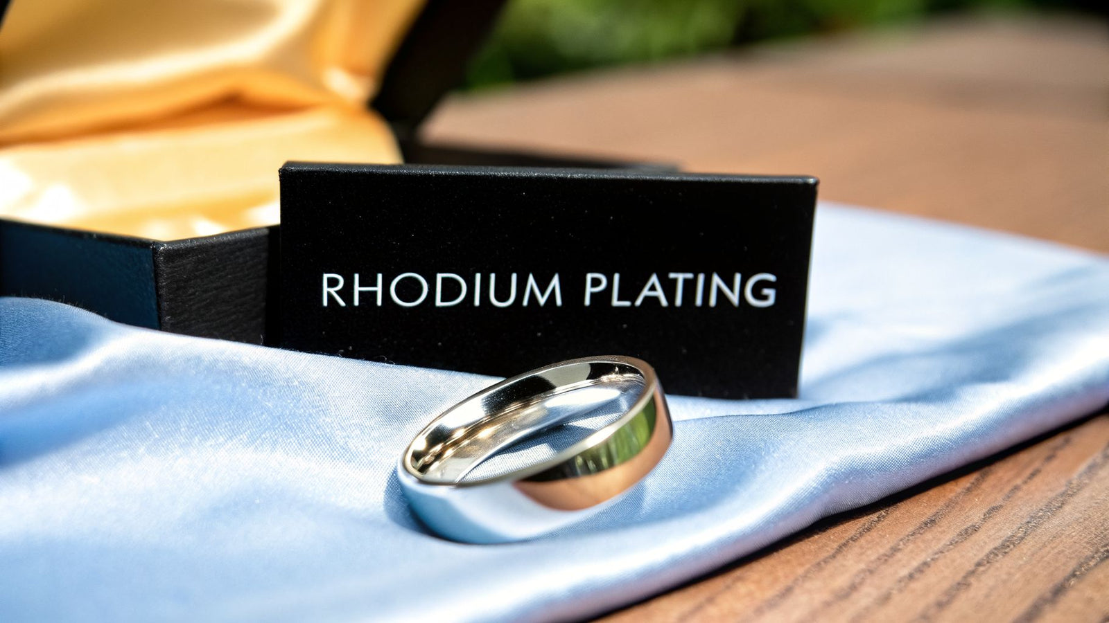What is rhodium plating on jewelry? Shine, durability, and protection explained