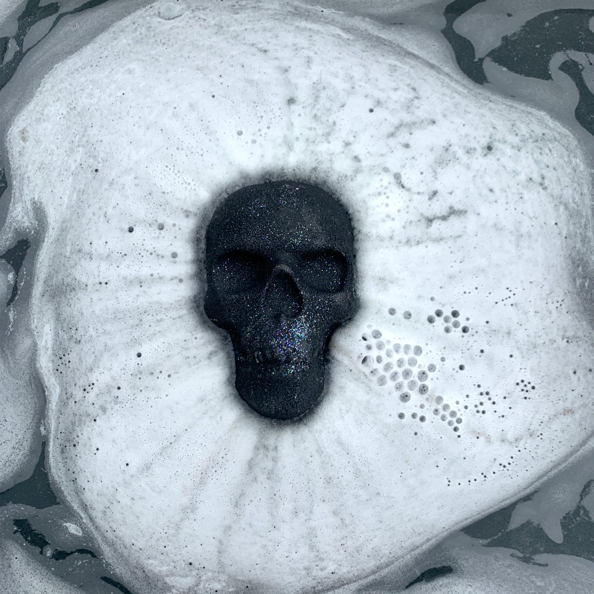 Halloween Drop Dead Gorgeous Skull Bath Bomb 3 Pack Gift Set